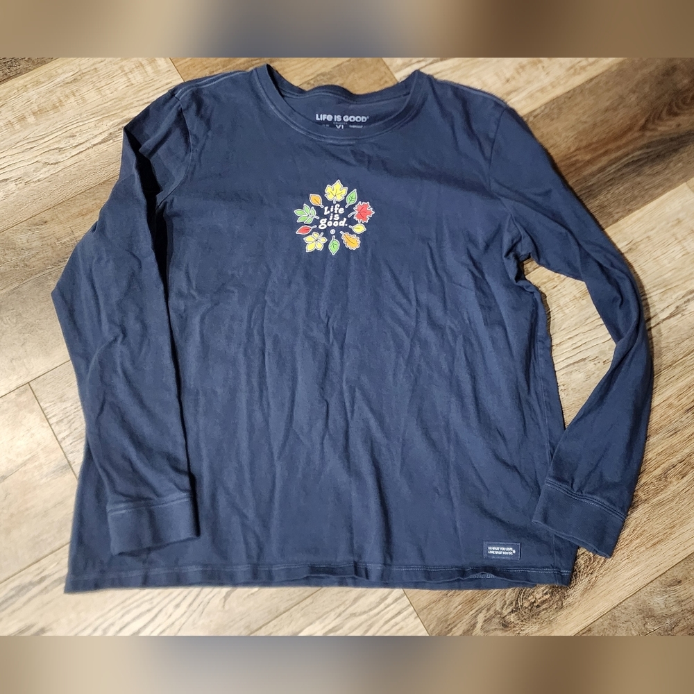 NWOT size XL Life is Good long sleeve